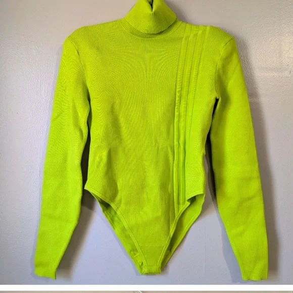 Vibrant Green Turtleneck Knit Set - Picture 2 of 7